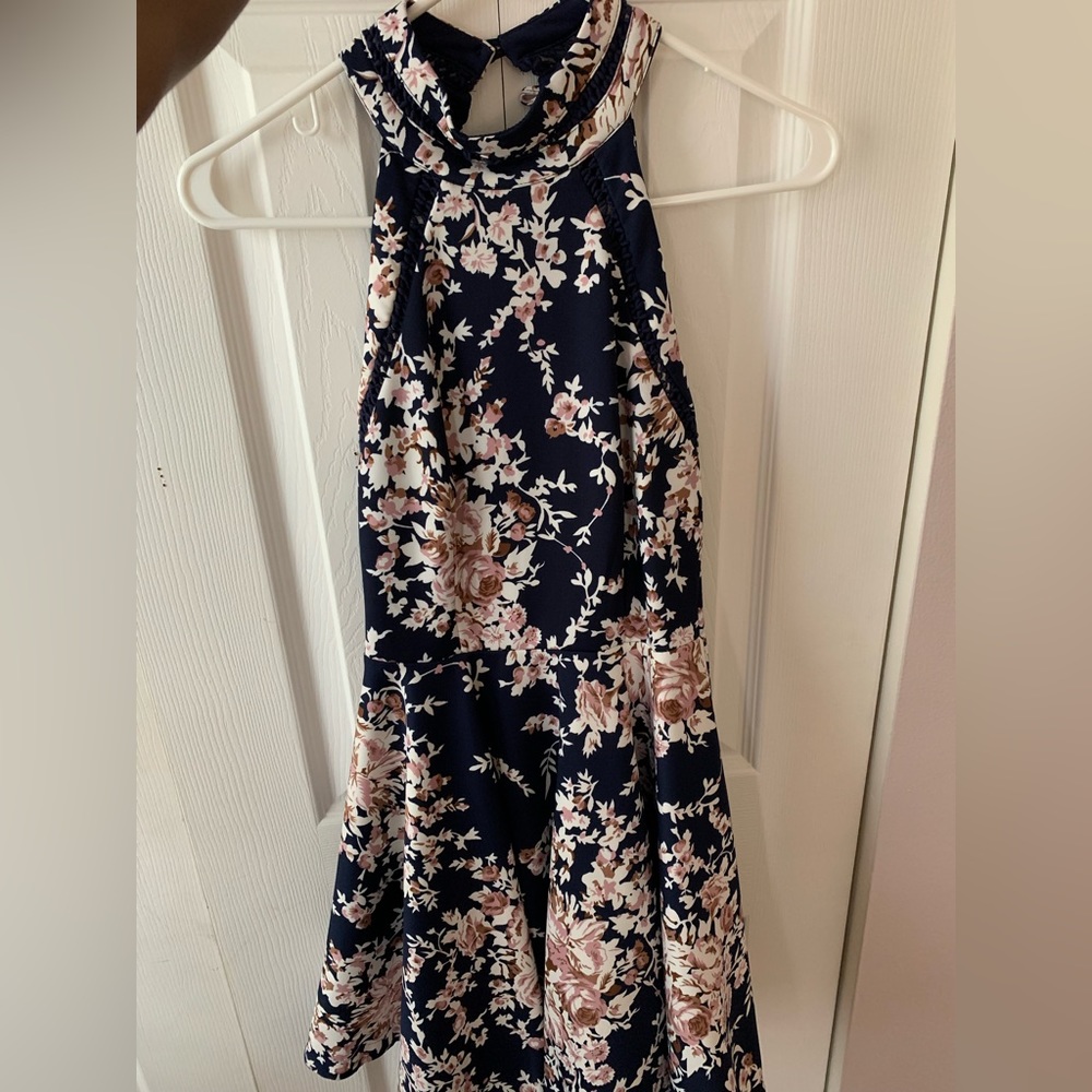 B Darlin Juniors’ Printed Mock-Neck Crochet Trim Fit + Flare Floral Dress